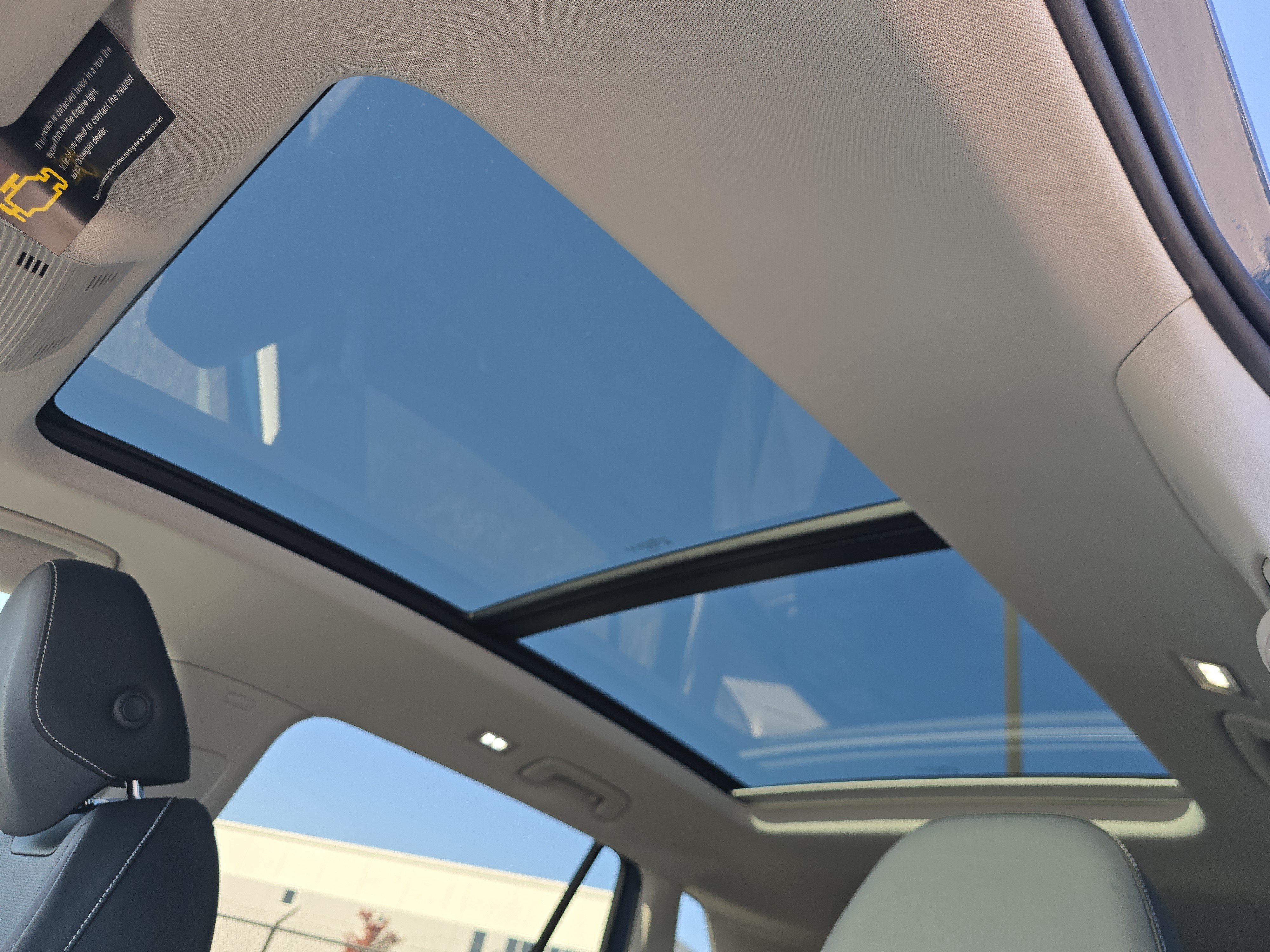 New 2026 Volkswagen Tiguan SE AWD/4WD image 9