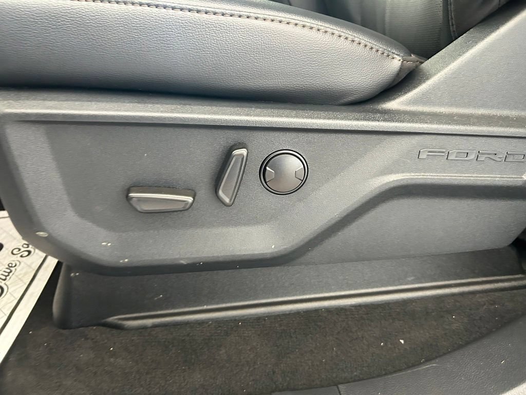 Used 2026 Ford F350 Lariat AWD/4WD image 46