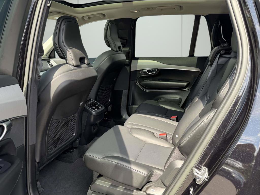 Used 2023 Volvo XC90 B5 Core w/ Climate Package AWD/4WD image 14