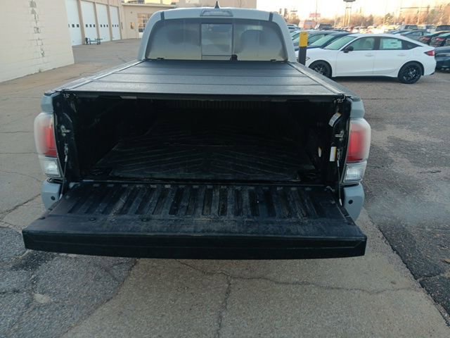 Used 2020 Toyota Tacoma image 35