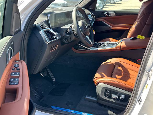 New 2026 BMW X7 xDrive40i image 4