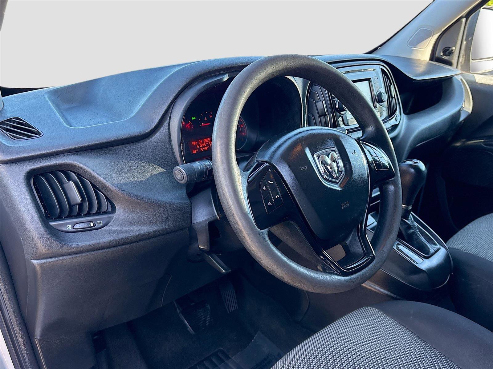 Used 2019 RAM ProMaster City Tradesman FWD image 9