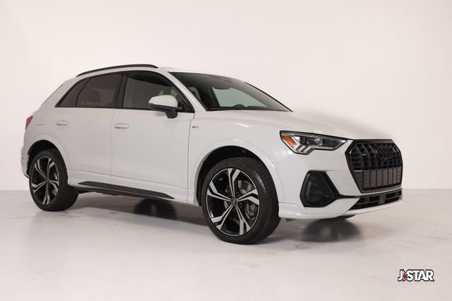 Used 2023 Audi Q3 2.0T Premium Plus image 2