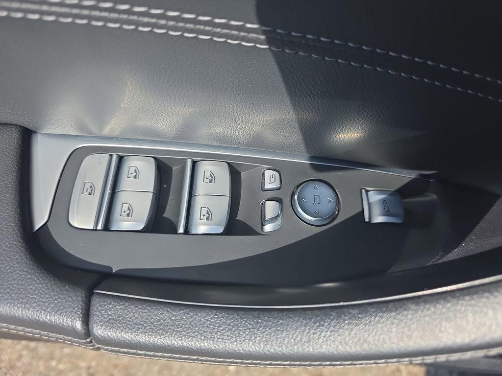 Used 2021 BMW X3 M40i w/ Executive Package image 28