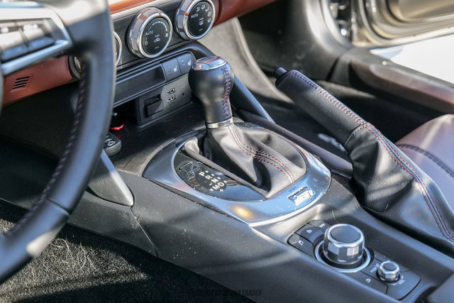 Used 2017 MAZDA MX-5 Miata RF Grand Touring RWD image 31