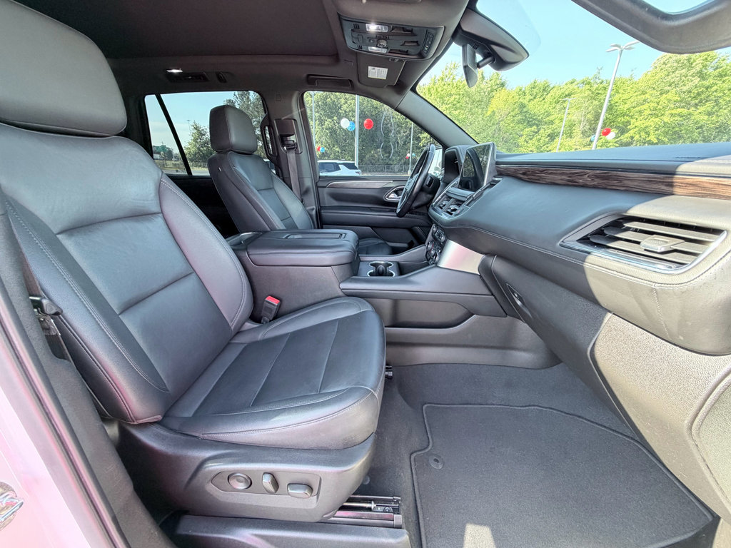 Used 2022 Chevrolet Tahoe Z71 w/ Z71 Off-Road Package AWD/4WD image 26