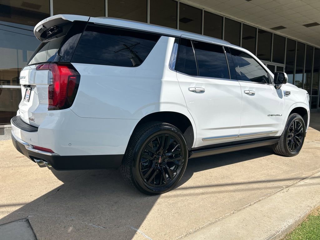 Used 2025 GMC Yukon Denali w/ Denali Reserve Package image 7