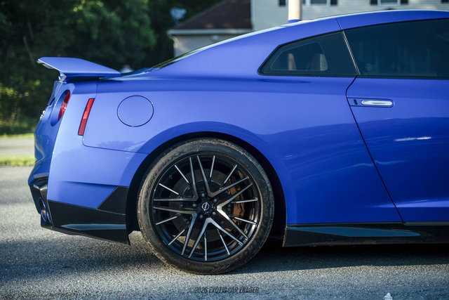 Used 2024 Nissan GT-R AWD/4WD image 10