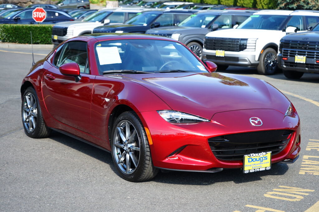 Used 2022 MAZDA MX-5 Miata RF Grand Touring RWD image 3
