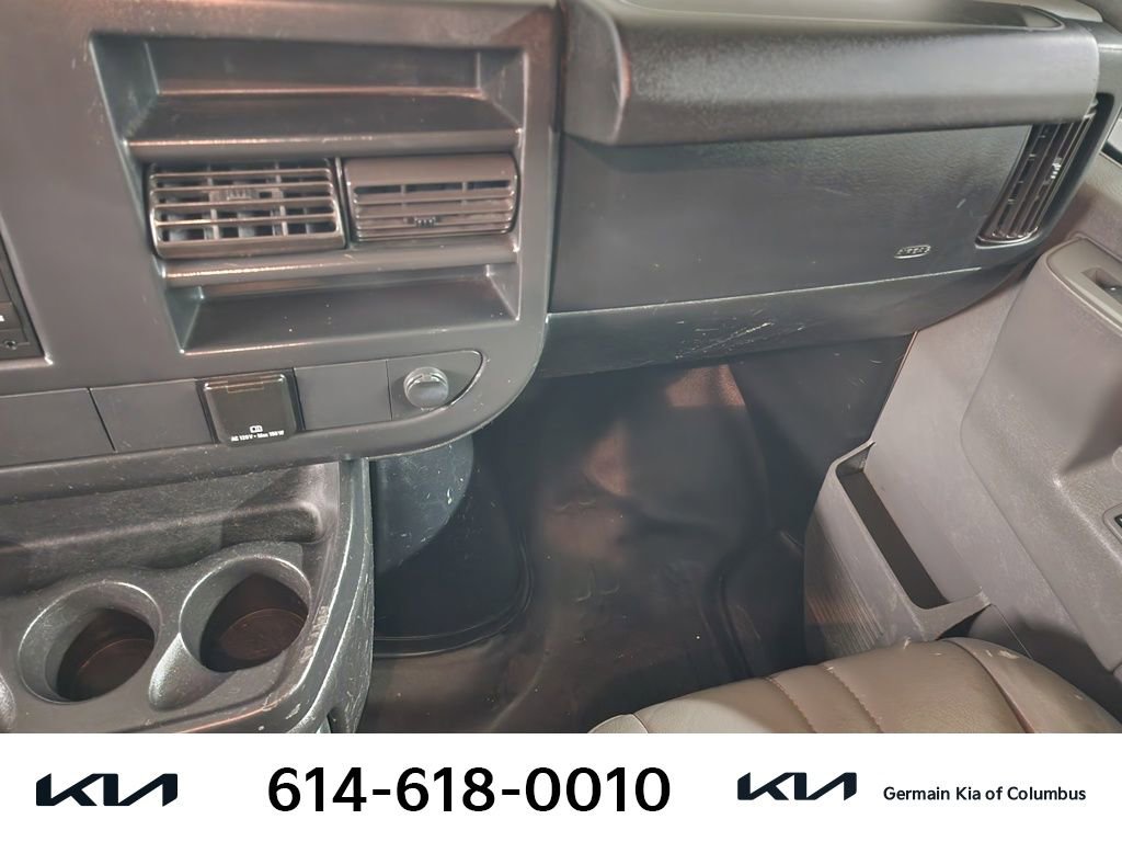 Used 2017 Chevrolet Express 2500 Work Van image 17