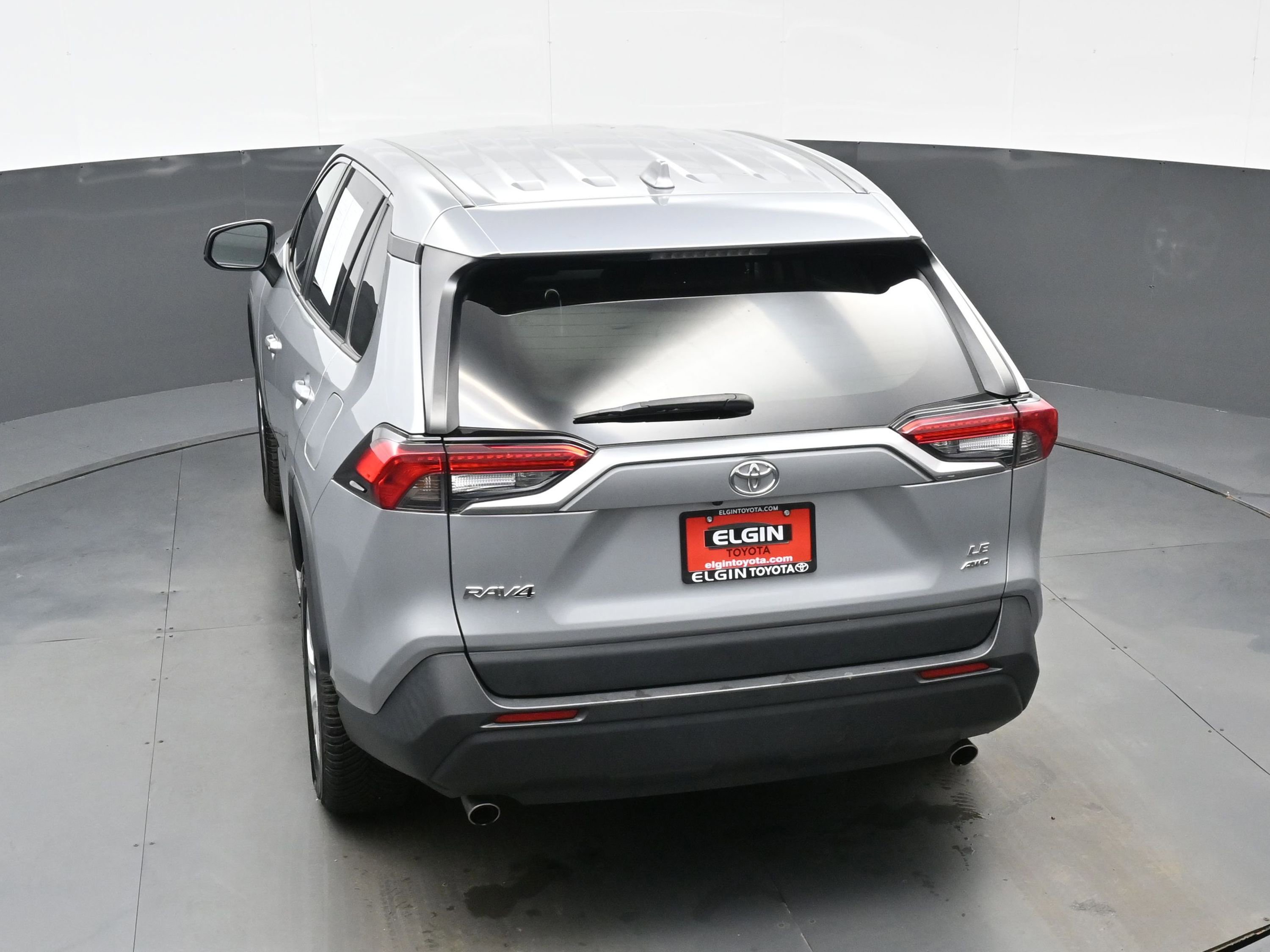 Used 2022 Toyota RAV4 LE AWD/4WD image 37