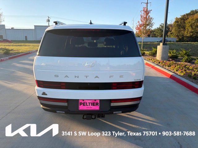 Used 2025 Hyundai Santa Fe Limited FWD image 10