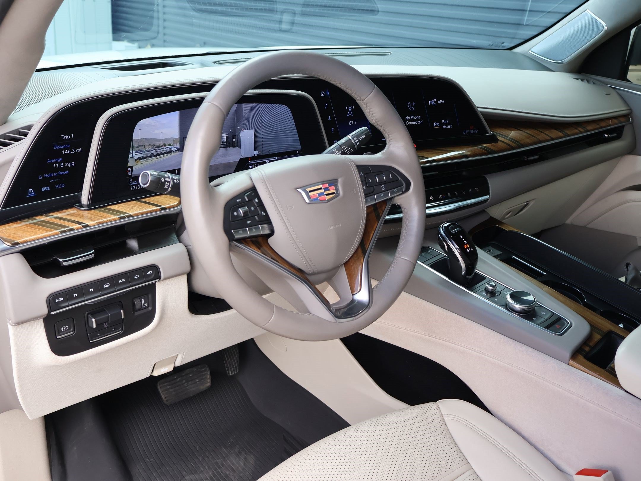 Used 2022 Cadillac Escalade Sport Platinum AWD/4WD image 14