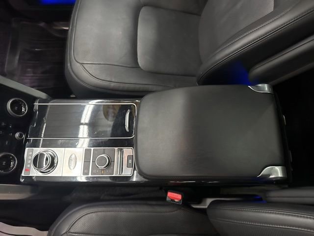 Used 2019 Land Rover Range Rover HSE image 13