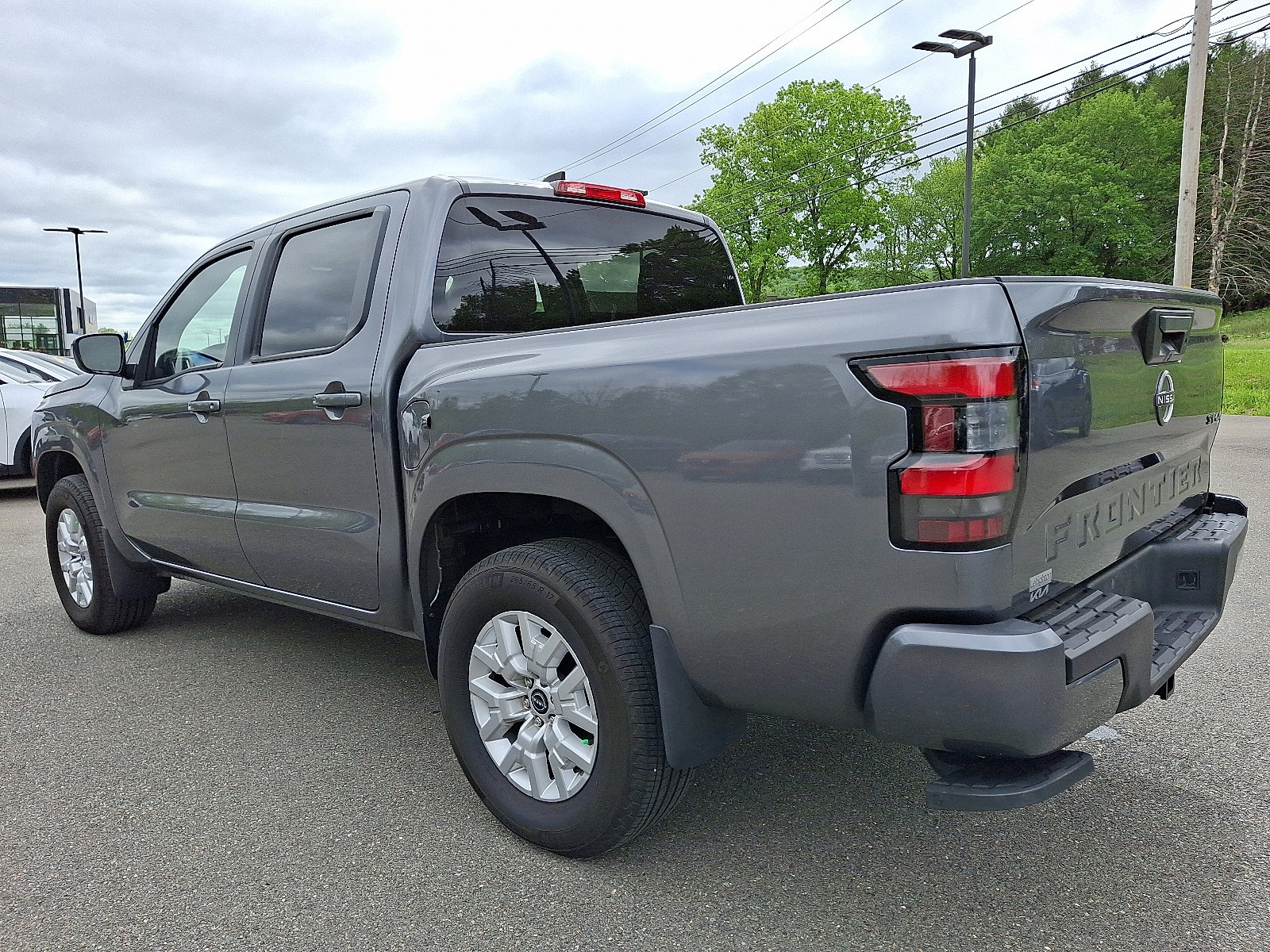 Used 2023 Nissan Frontier SV w/ Tow Package image 4