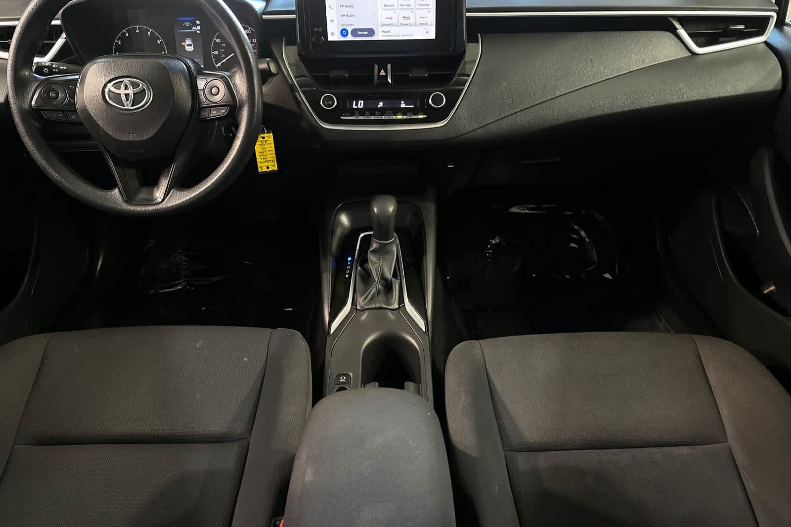 Used 2025 Toyota Corolla LE FWD image 4