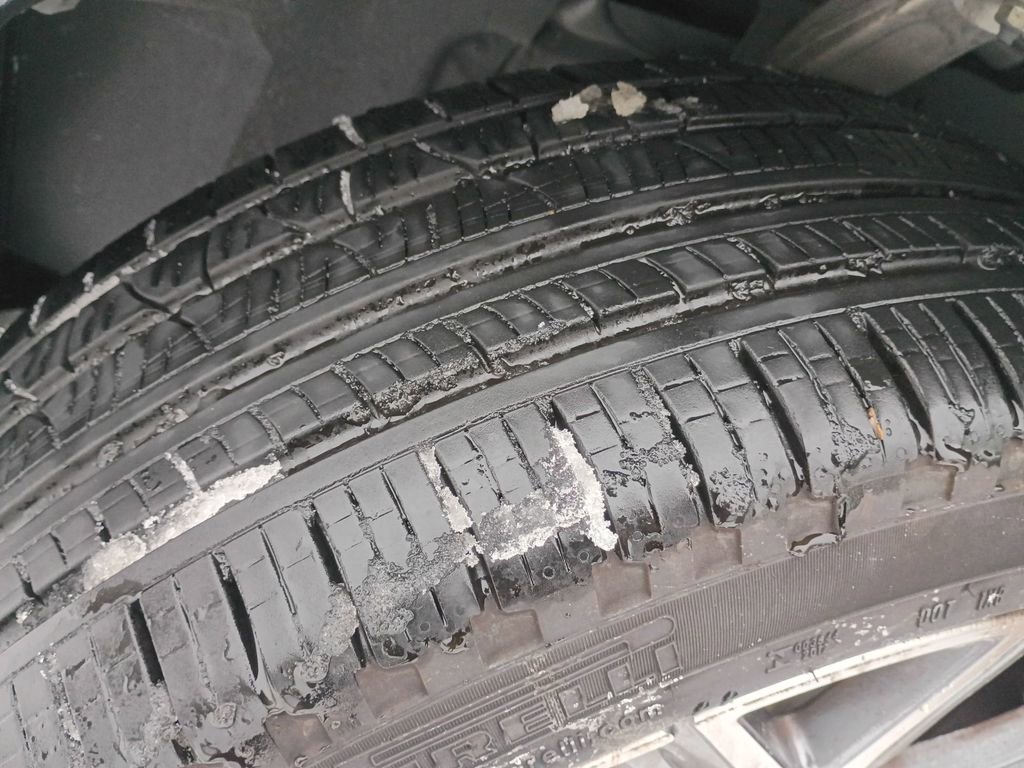 Used 2023 Maserati Levante GT image 26