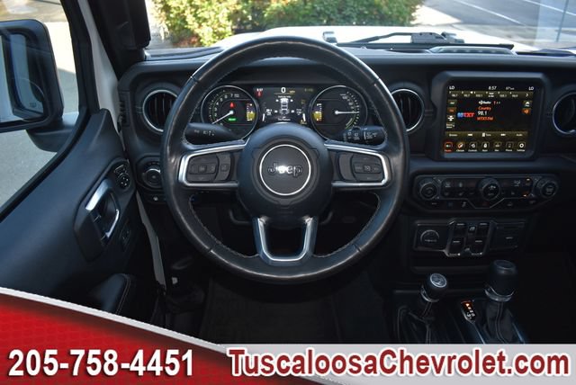 Used 2023 Jeep Wrangler Unlimited Sahara w/ Cold Weather Group AWD/4WD image 29