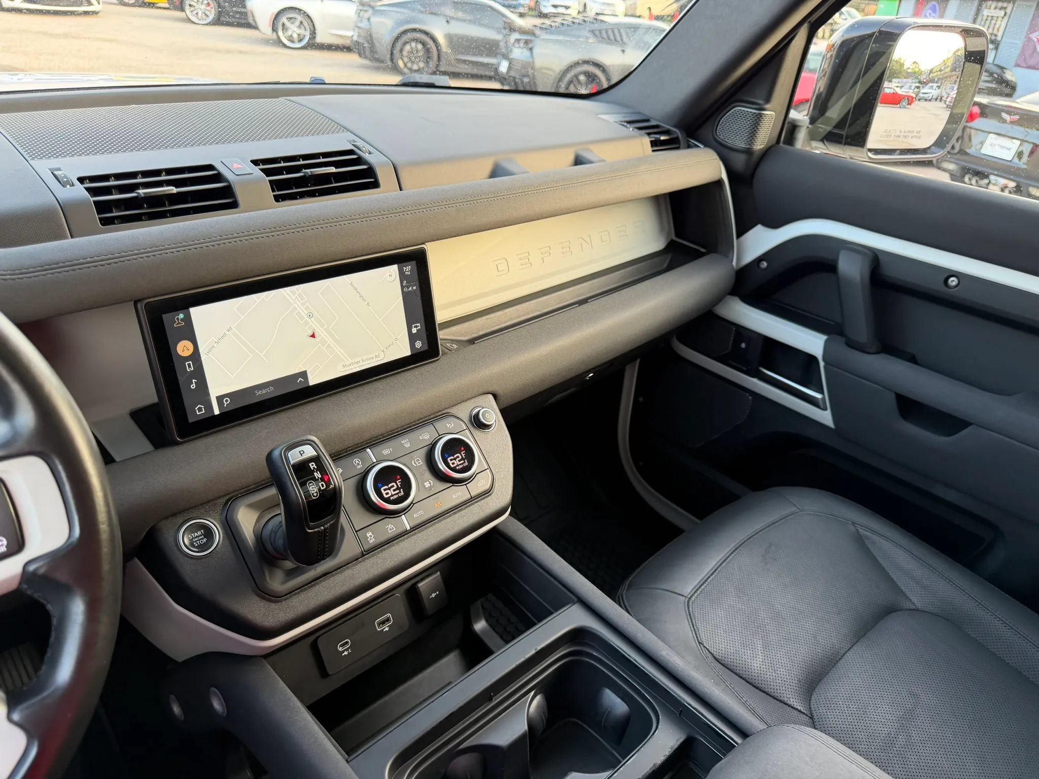 Used 2023 Land Rover Defender 110 S AWD/4WD image 46