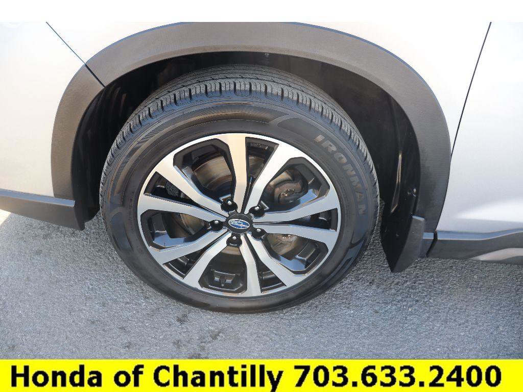 Used 2021 Subaru Forester Limited image 32