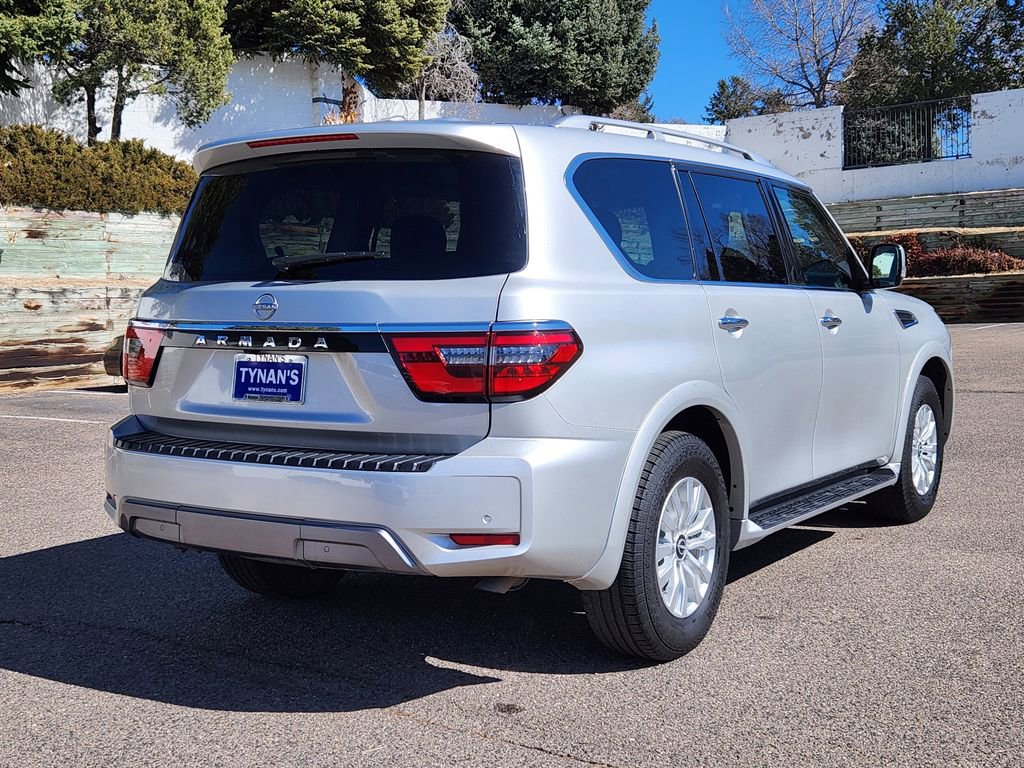 Used 2024 Nissan Armada SV image 3