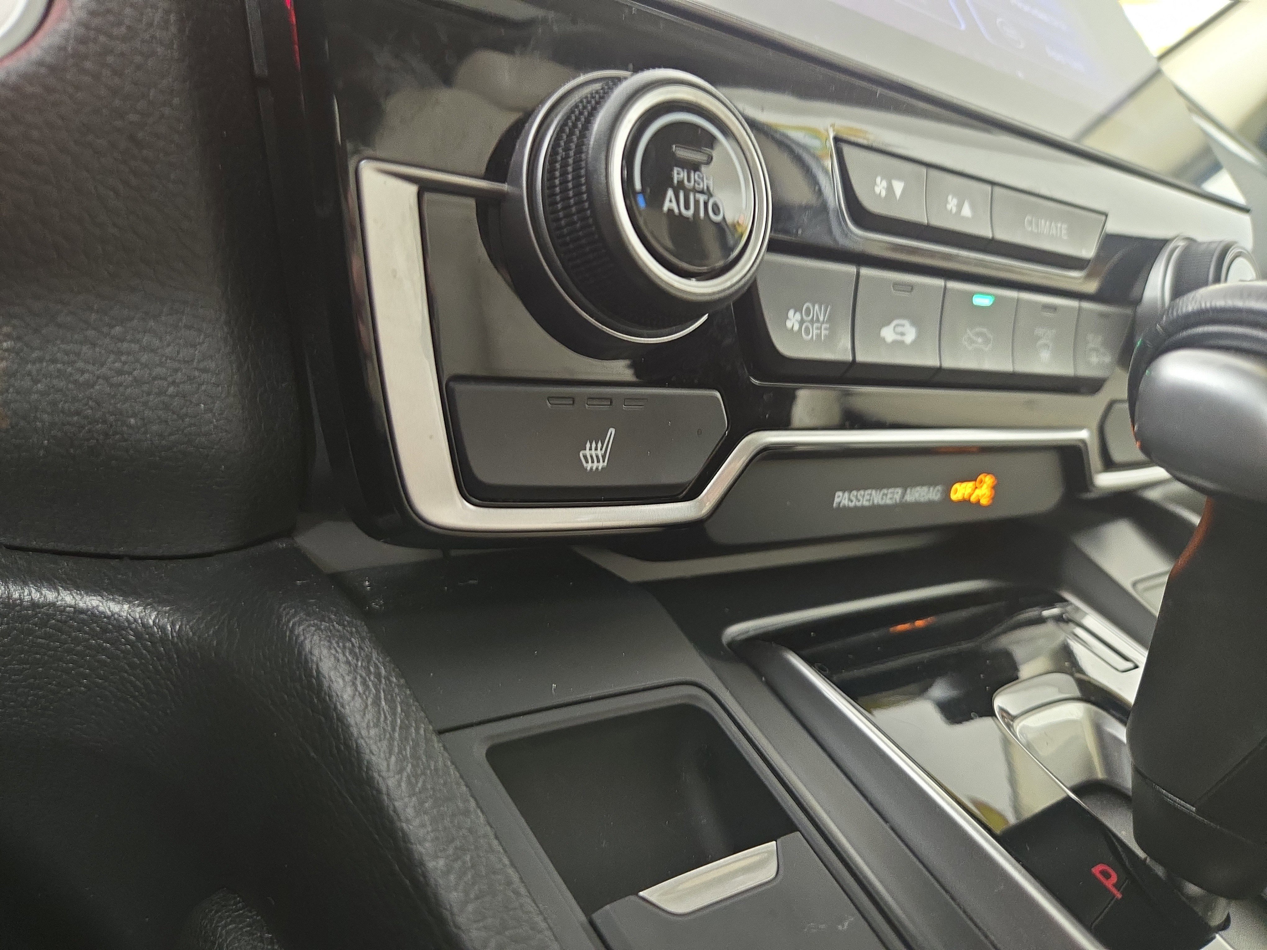 Used 2019 Honda CR-V Touring image 27