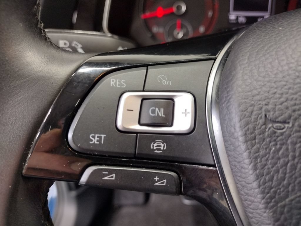 Used 2019 Volkswagen Jetta SE FWD image 23