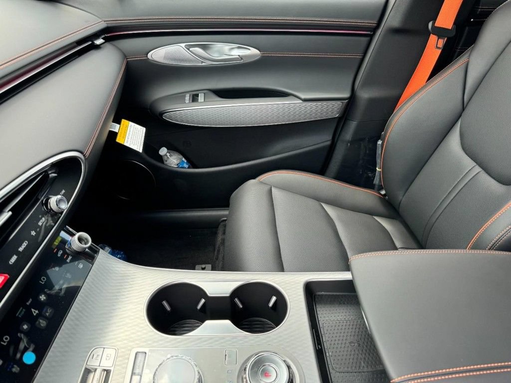 New 2026 Genesis GV70 2.5T Sport Prestige AWD/4WD image 9