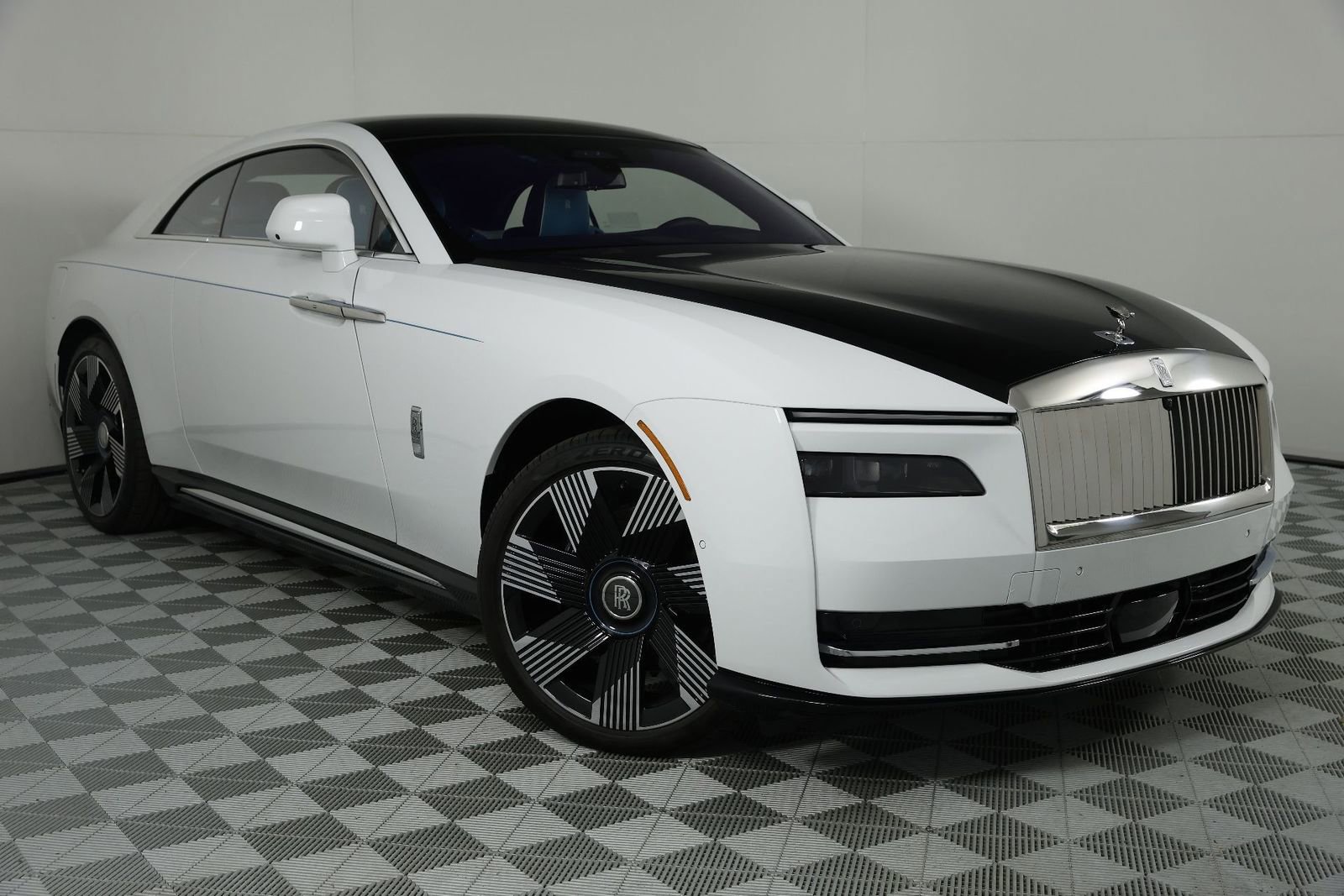 New 2025 Rolls-Royce Spectre w/ Spectre Launch Package AWD/4WD image 9