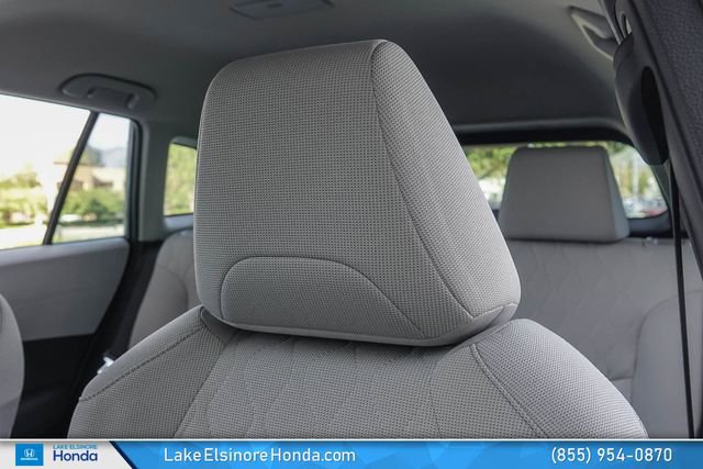 Used 2025 Toyota Corolla Cross L image 26