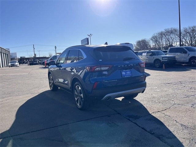 Used 2023 Ford Escape Platinum w/ Premium Technology Package image 5