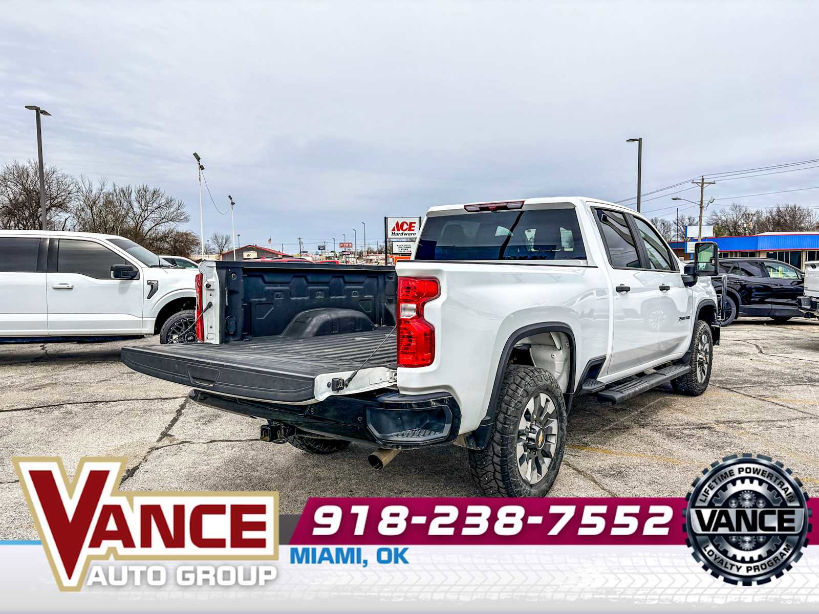 Used 2024 Chevrolet Silverado 2500 Custom w/ Custom Value Package image 19