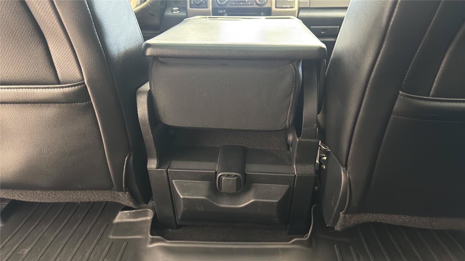 Certified 2017 Ford F250 Lariat w/ Lariat Ultimate Package AWD/4WD image 29