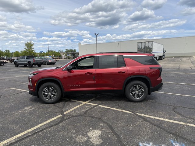 New 2026 Chevrolet Traverse LT w/ Driver Confidence Package AWD/4WD image 8