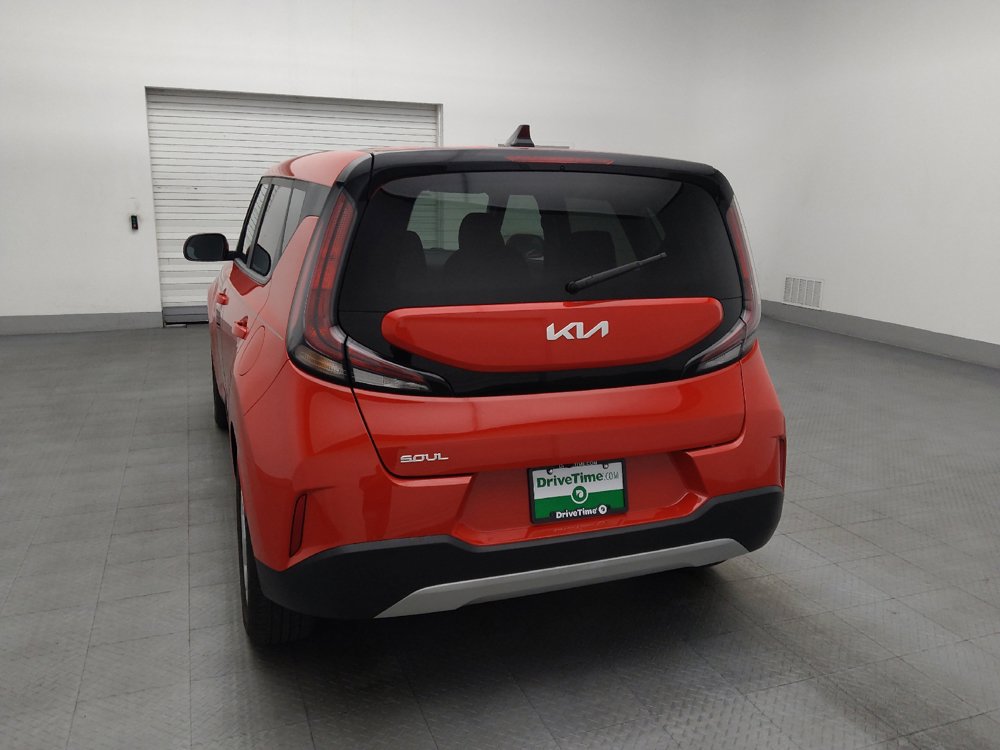 Used 2024 Kia Soul LX w/ Option Group 015 FWD image 6