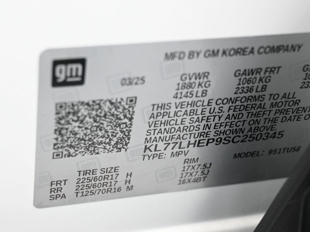 Used 2025 Chevrolet Trax LT w/ LT Convenience Package image 17