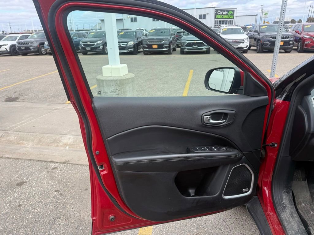 Used 2020 Jeep Compass High Altitude AWD/4WD image 9