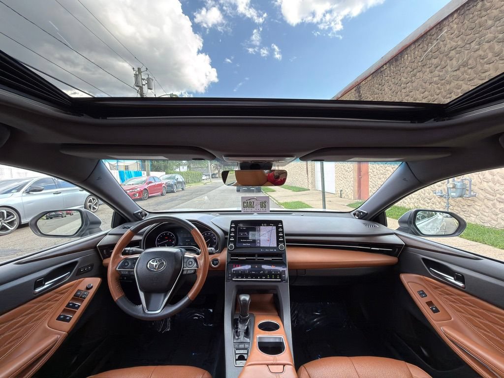 Used 2019 Toyota Avalon Limited w/ All Weather Liner Package FWD image 25