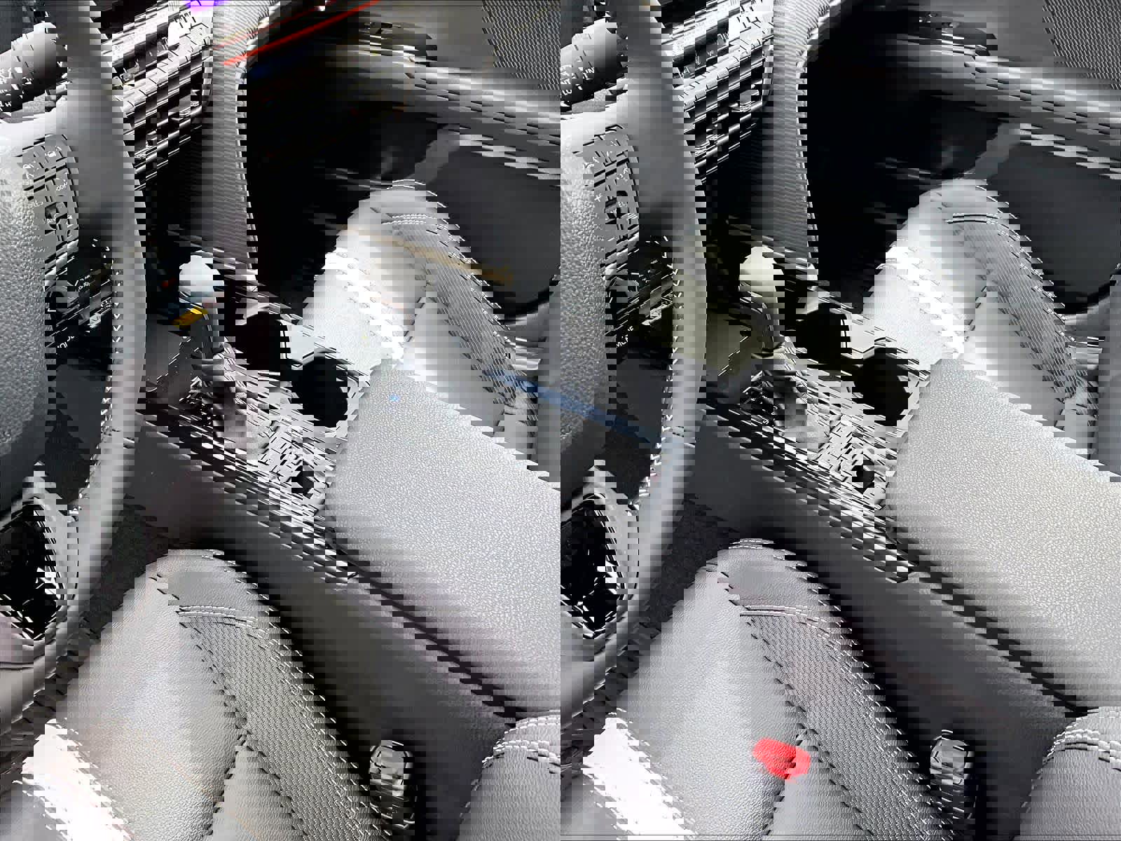 Used 2026 Toyota Camry SE w/ Convenience Package image 20