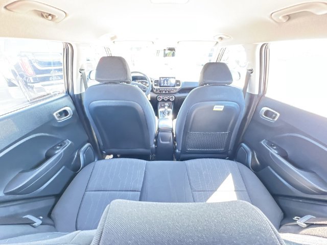 Used 2026 Hyundai Venue SE FWD image 18