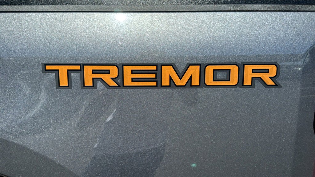 Certified 2024 Ford F350 Platinum w/ Tremor Off-Road Package image 8