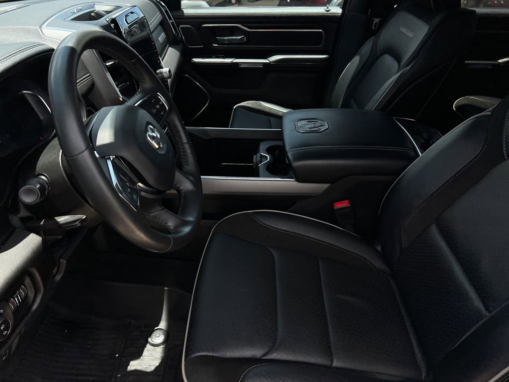 Used 2024 RAM 1500 Laramie AWD/4WD image 16