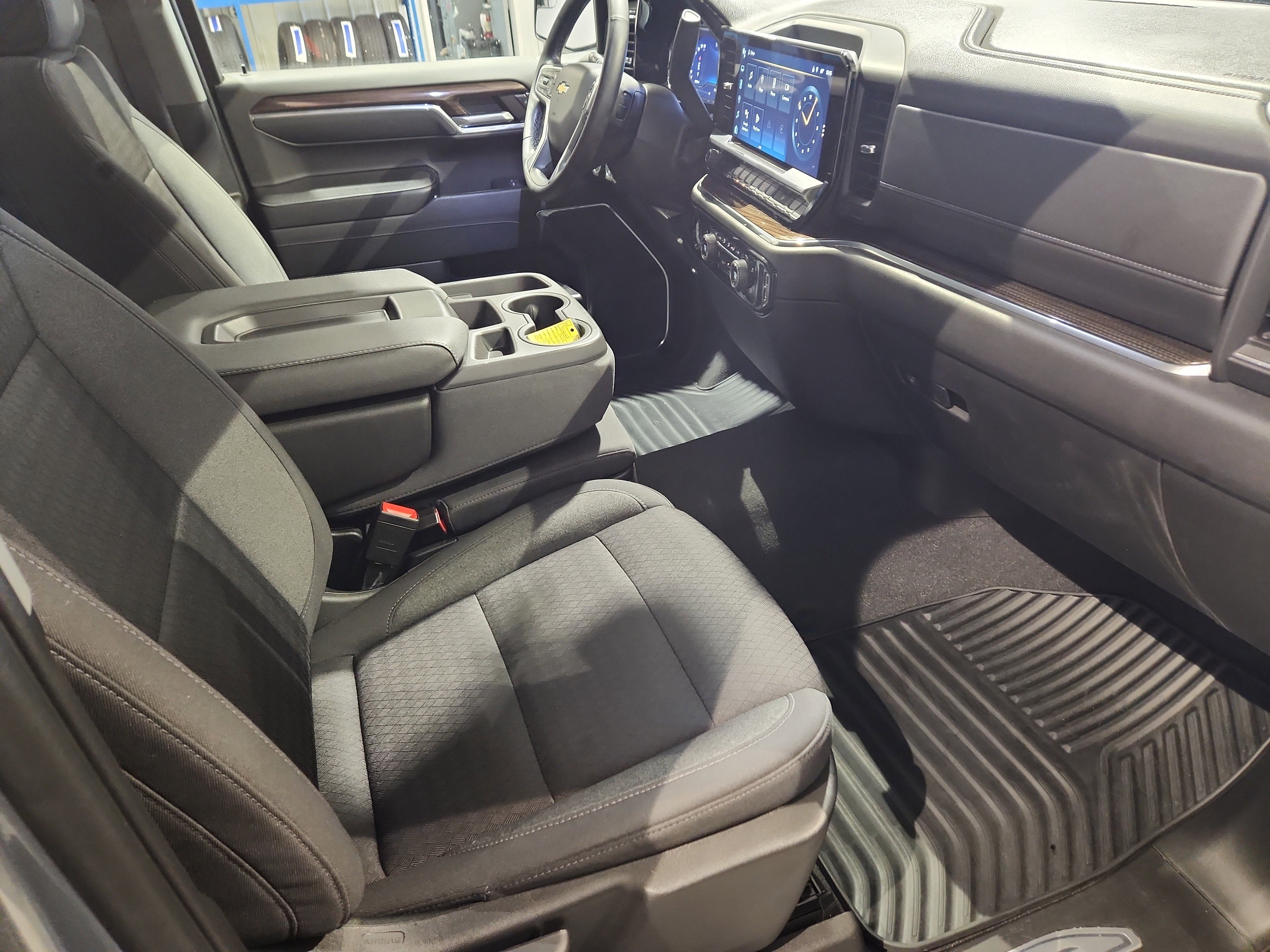 Certified 2023 Chevrolet Silverado 1500 LT image 17