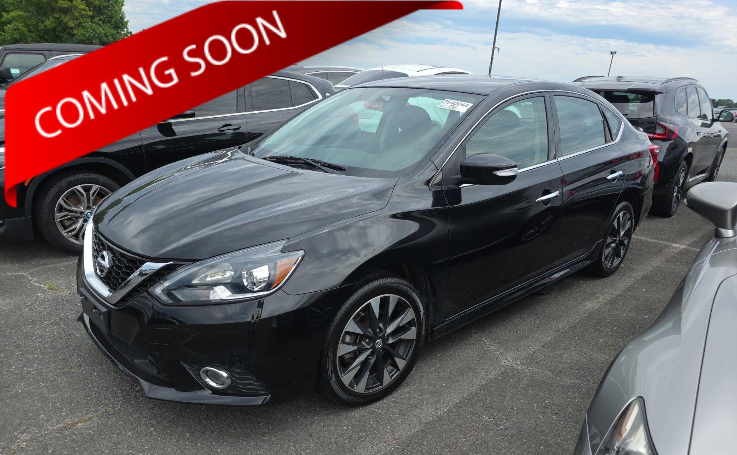 Used 2019 Nissan Sentra SR FWD image 1
