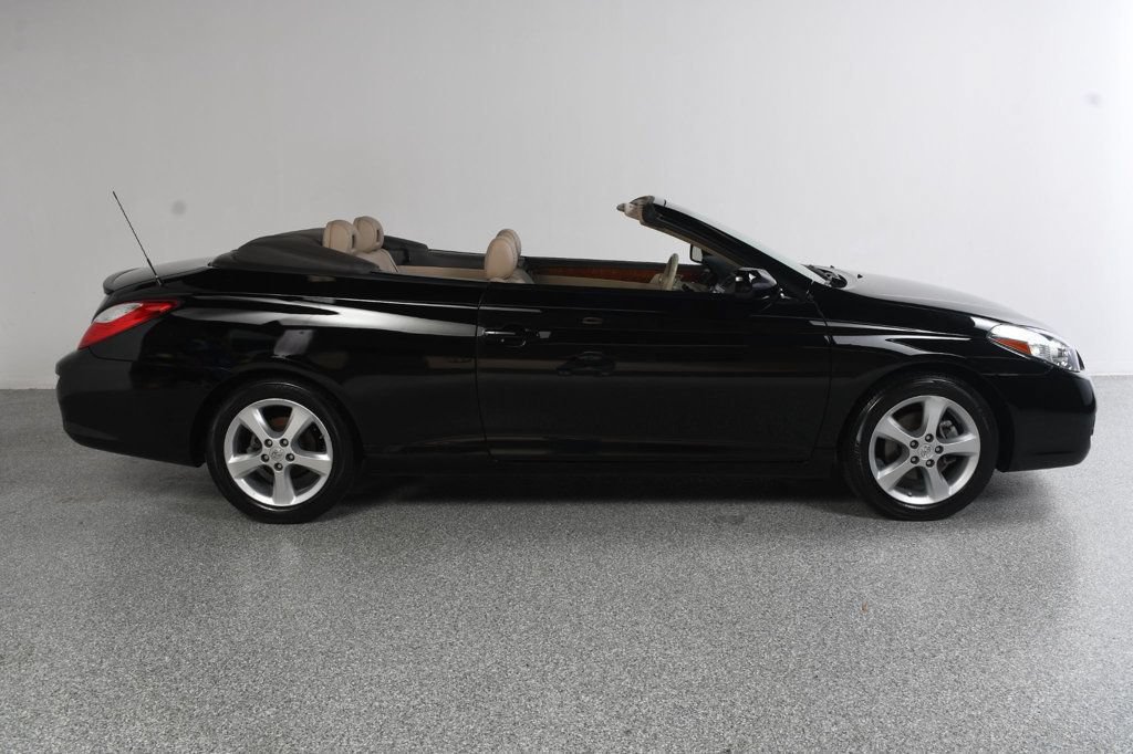Used 2008 Toyota Solara SLE FWD image 3