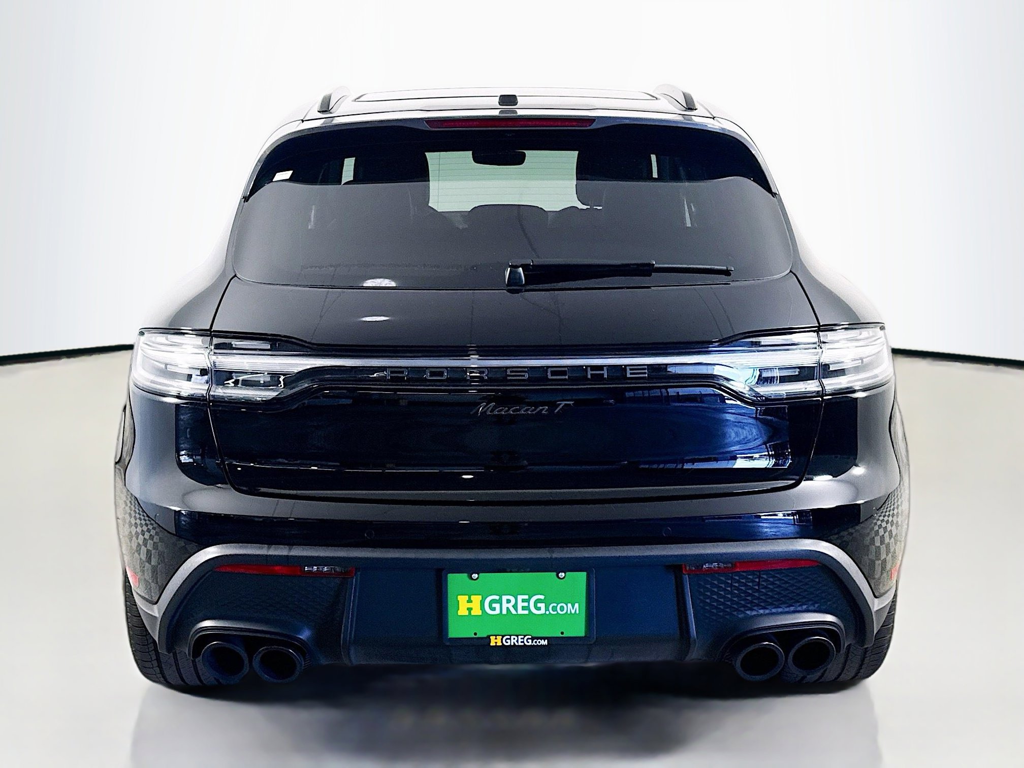 Used 2024 Porsche Macan Turbo w/ Premium Plus Package image 8