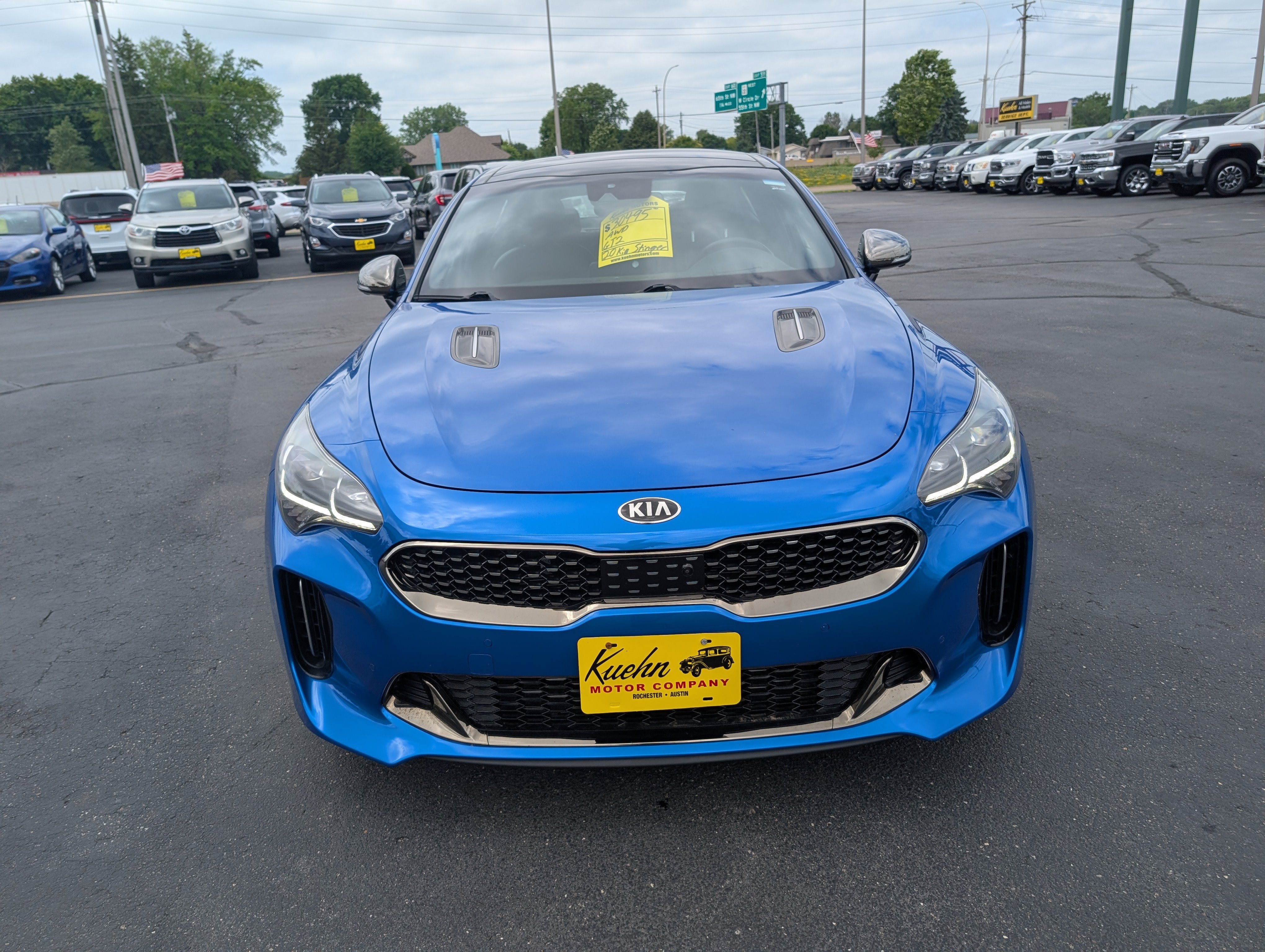 Used 2020 Kia Stinger GT2 AWD/4WD image 3