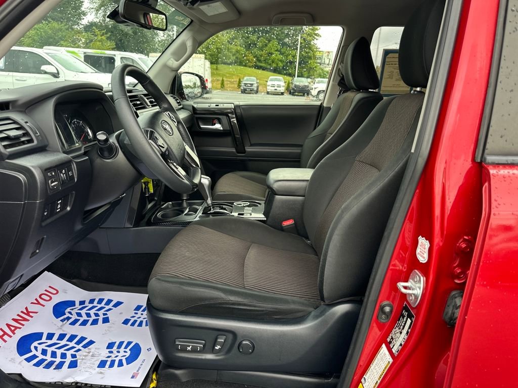 Used 2020 Toyota 4Runner TRD Off-Road image 9