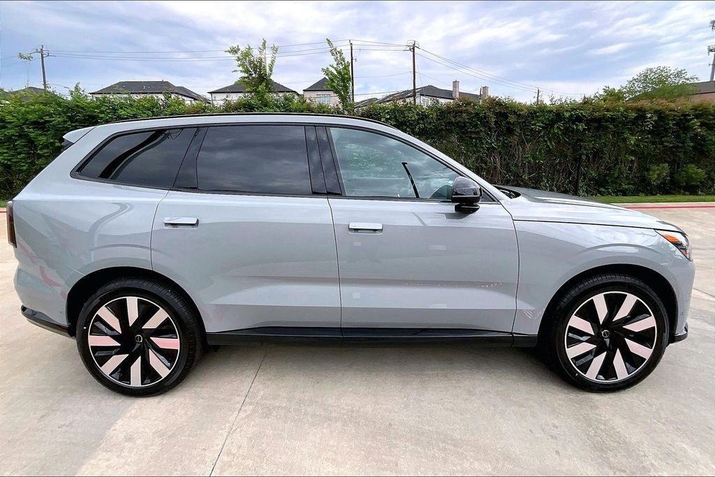 New 2026 Volvo EX90 Plus RWD image 22