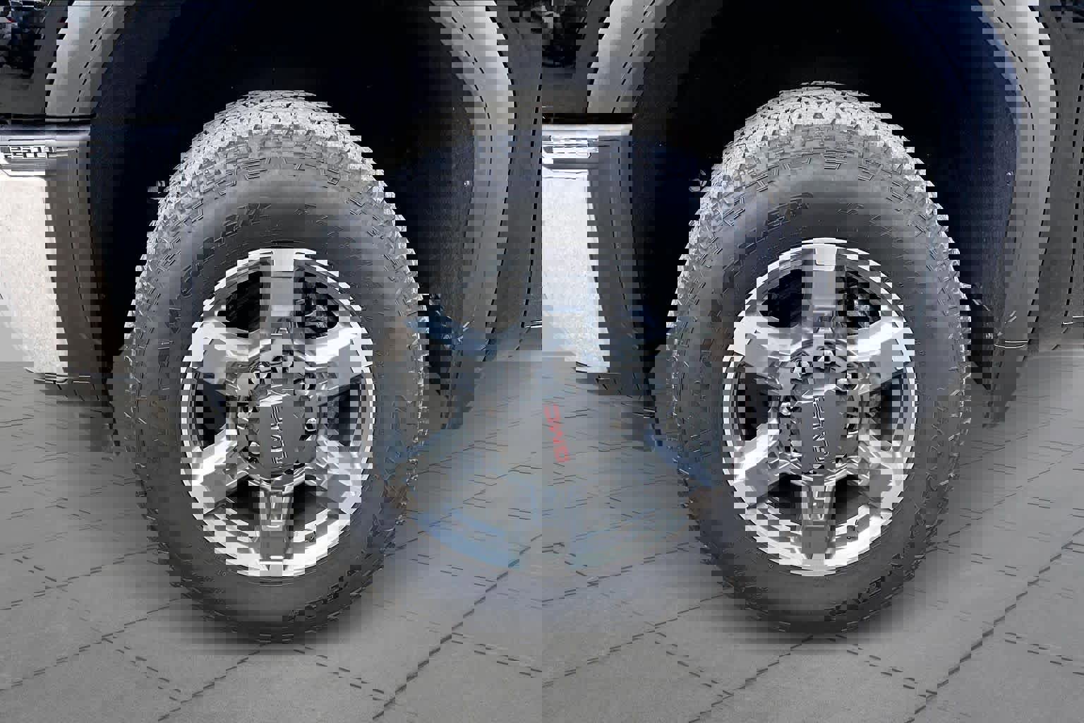 Used 2025 GMC Sierra 2500 SLE w/ SLE Value Package; image 11